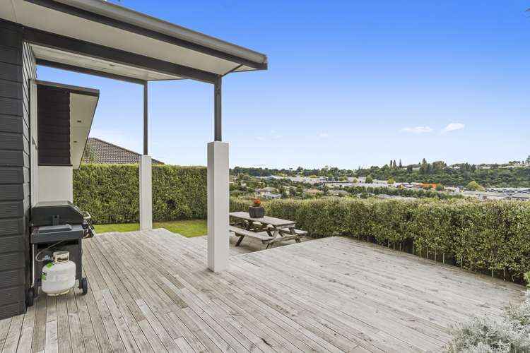 54 Waterside Drive Pyes Pa_19