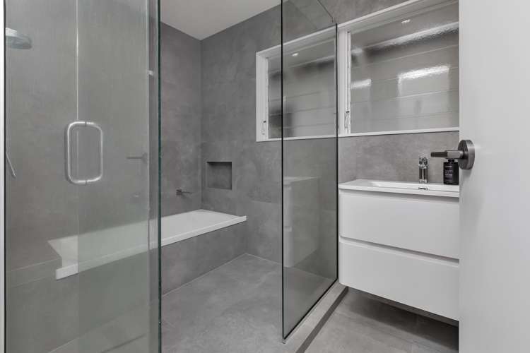 8 Clarkson Crescent Maunu_19