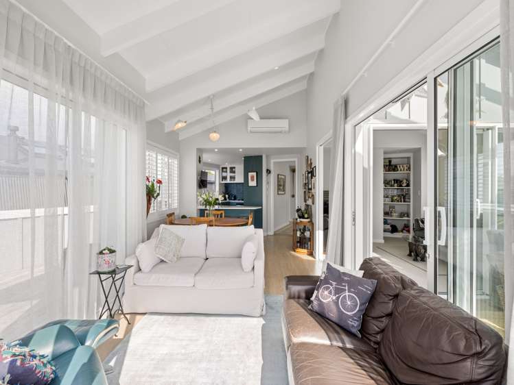 6 Bureta Road Otumoetai_9