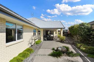 6 Michael Terrence Place_3