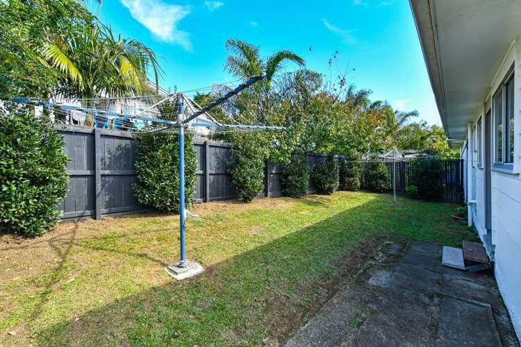 1/25 Pulman Place Clover Park_12