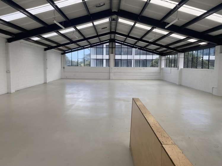 47 Barrys Point Road Takapuna_3