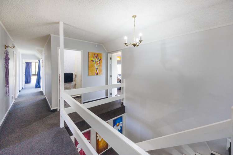 22 Truscott Grove Awapuni_16