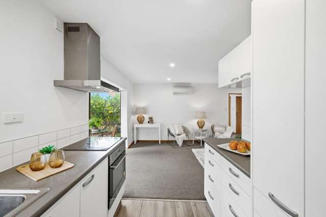 6/4 Broadbent Street Riccarton_2