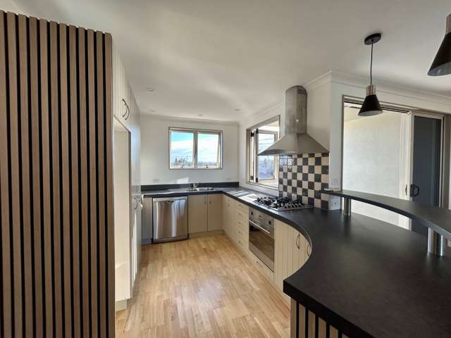 599b Marine Parade Napier South_4