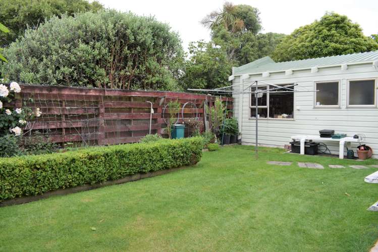 7 Knights Grove Otaki_15