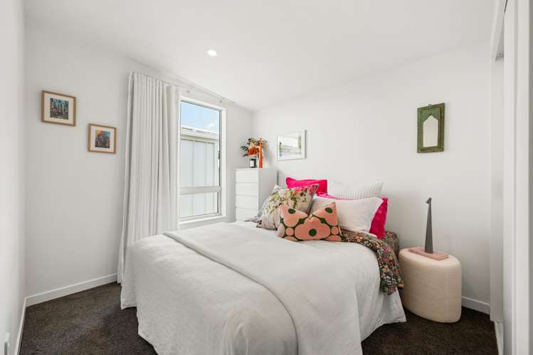 8-50 Friend Street Karori_15