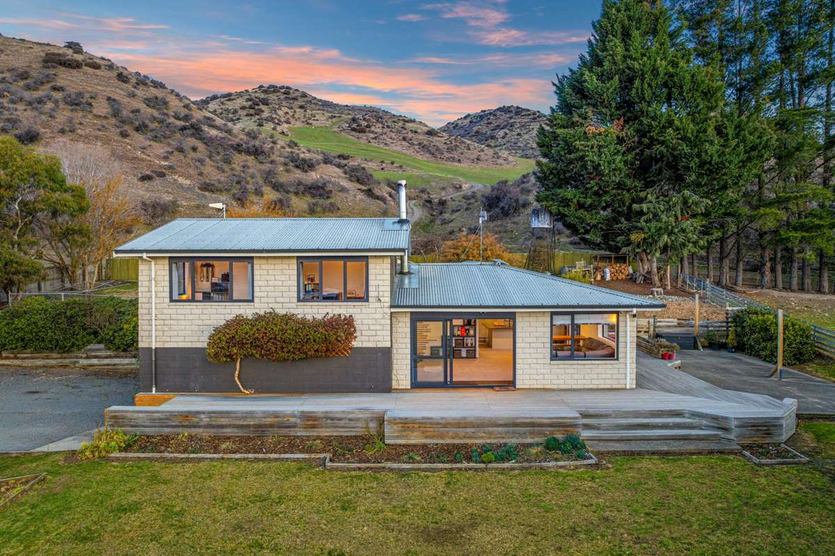 1200 Karaka Road_0