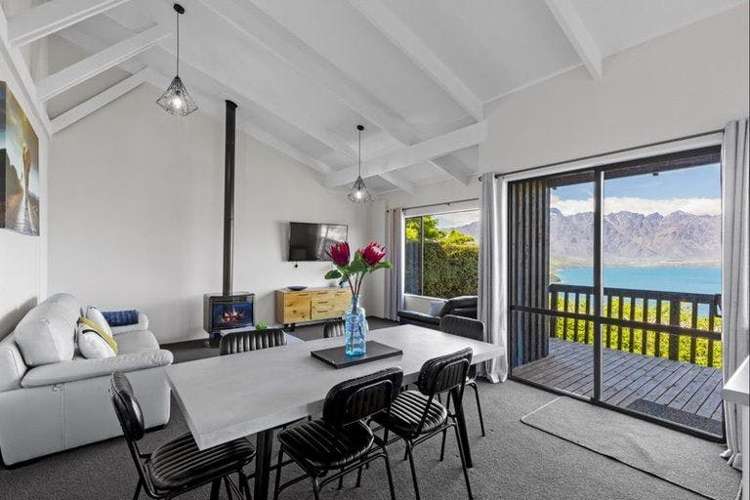 39a Greenstone Place Fernhill/Sunshine Bay_6