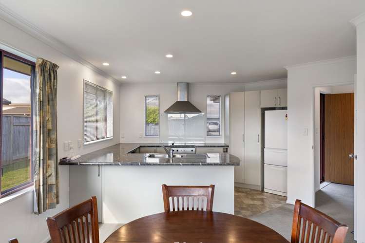 16 Orlando Way Kelvin Grove_13