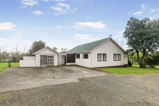 15 Kath Henry Lane Drury_2