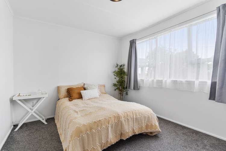 1 Marlene Avenue Te Atatu South_9