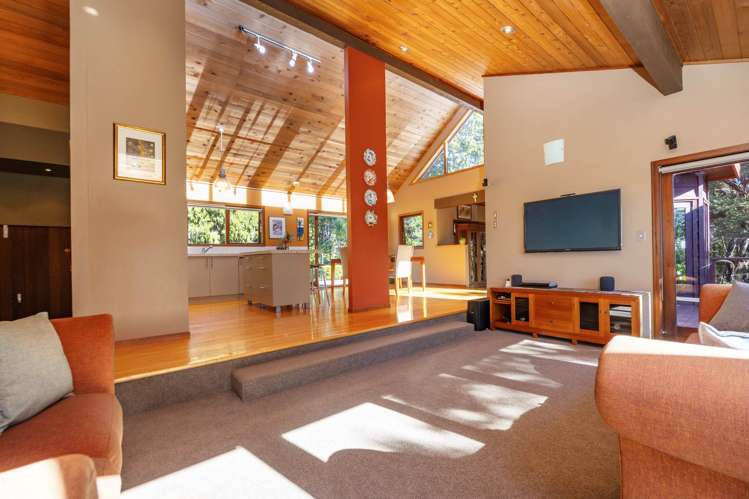 11a Longfellow Parade Glen Eden_11