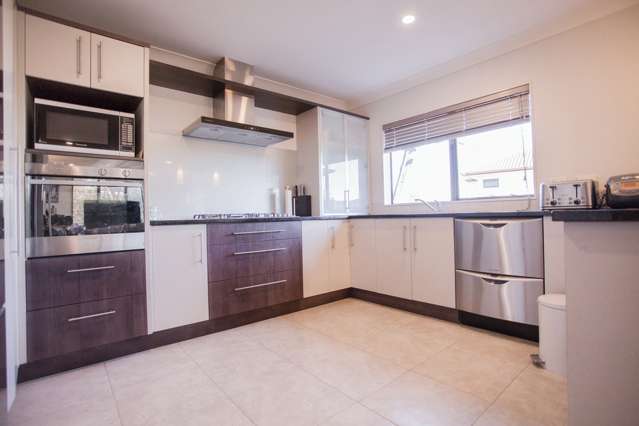 23 Amaretto Avenue Flat Bush_2