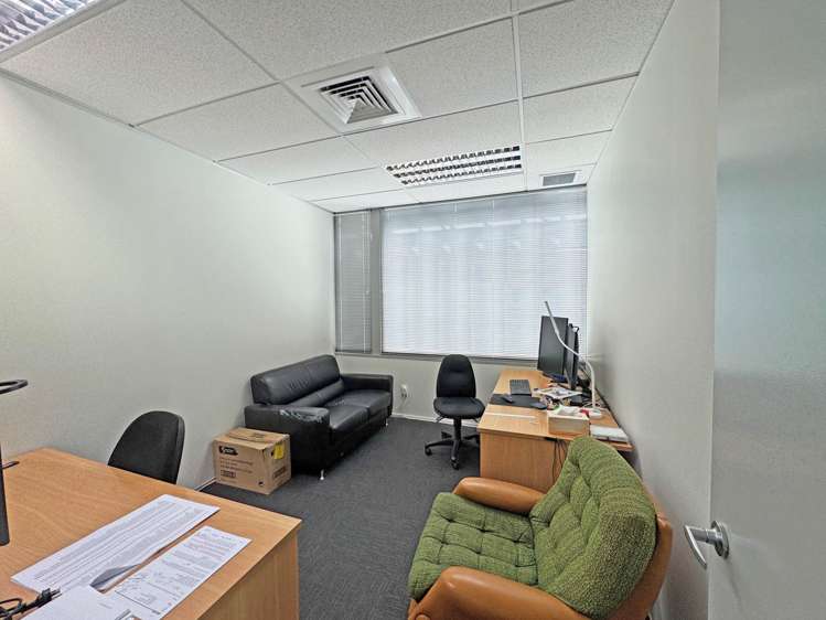 Unit G4/27-29 William Pickering Drive Rosedale_4