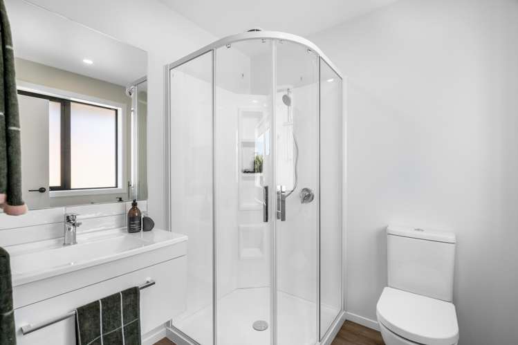 318 Crinan Street Georgetown_12