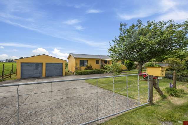 Immaculate Home, Garaging Galore & Fruiting Trees