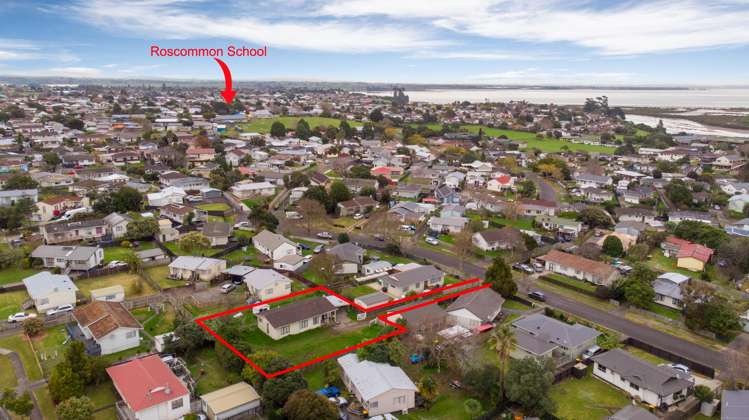 12 Stoll Place Manurewa_4