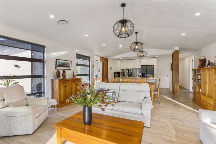 19 Titoki Lane Whangamata_12