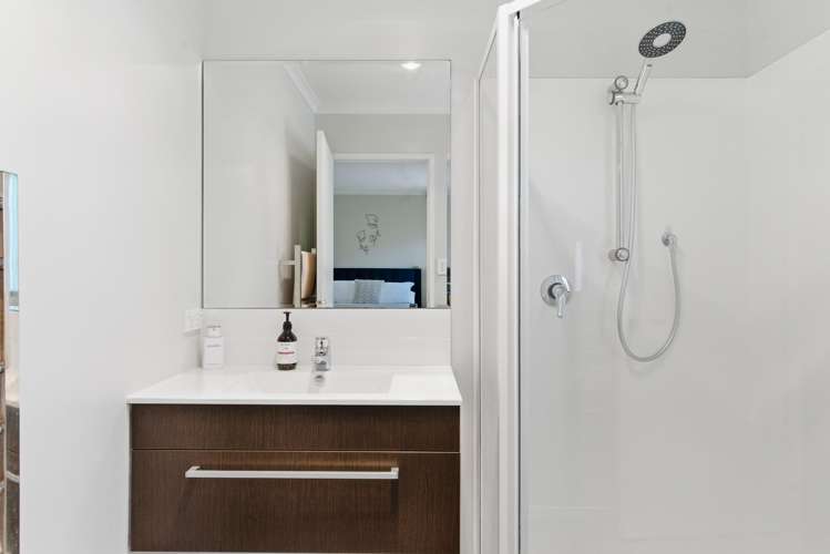 7 Caldera Crescent Pyes Pa_6