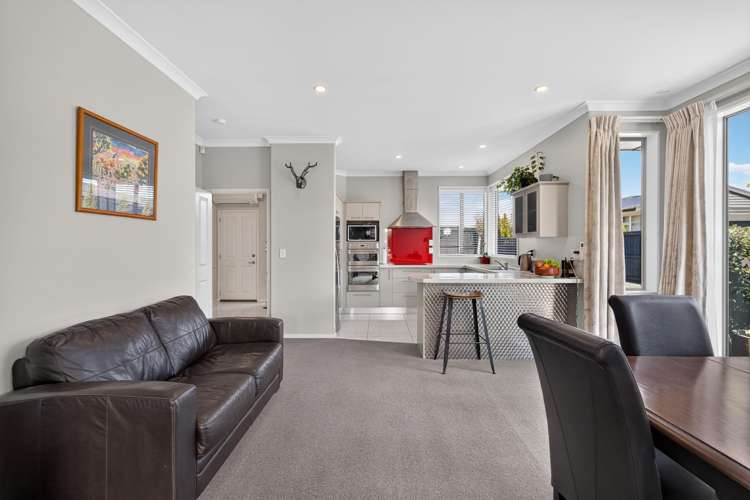 6A Lake Terrace Road Burwood_4