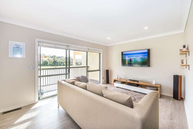 21 Greenway Rise Gulf Harbour_15