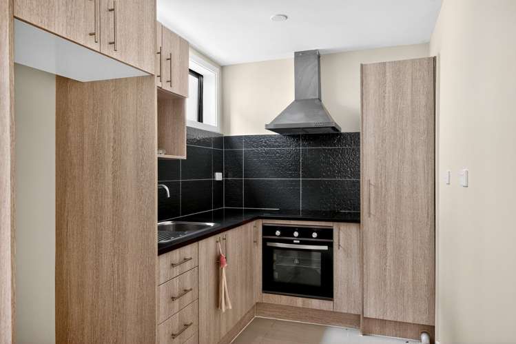 17 Beihlers Road Weymouth_12