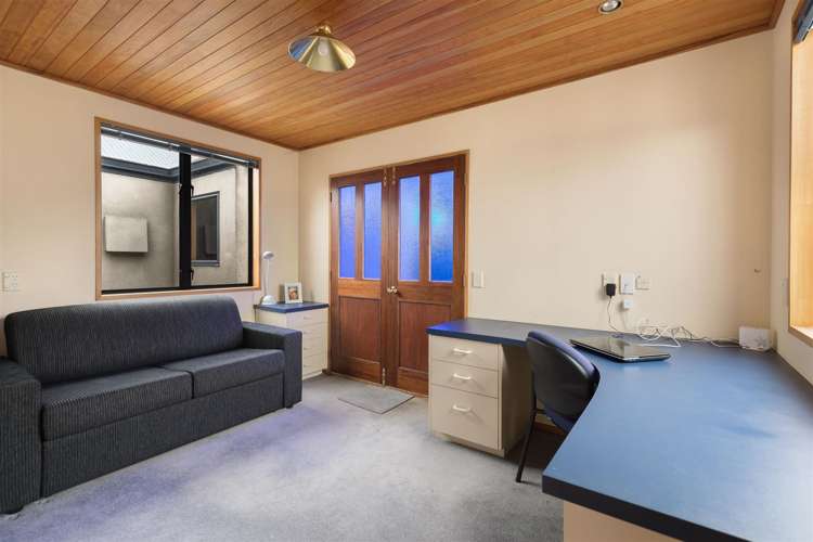 7 Sunrise Lane Queenstown_12