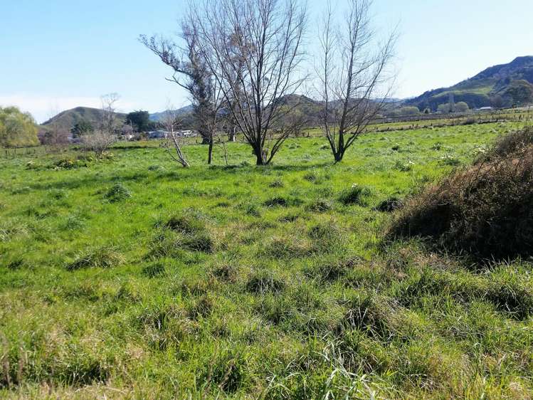 9 Cook Street Tolaga Bay_6