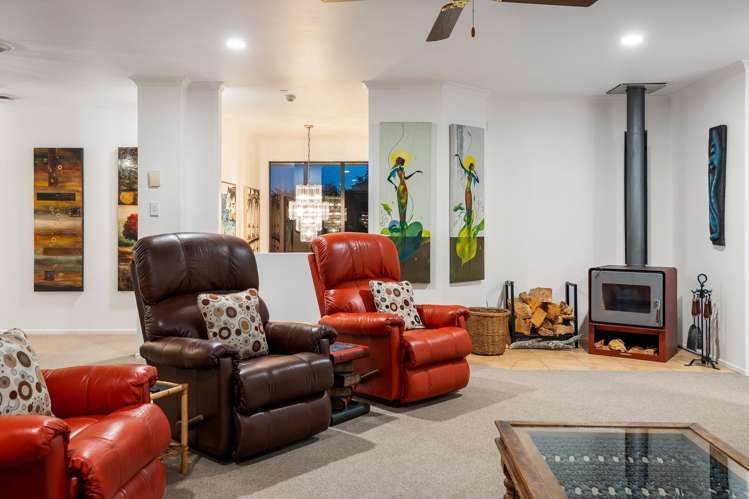 10 Devana Court Torbay_9