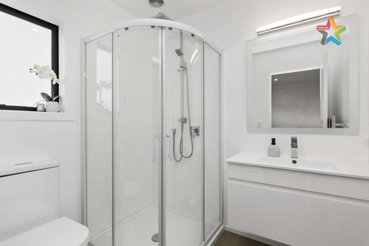 8 Frankie Stevens Place Riverstone Terraces_8