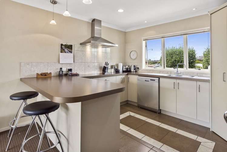 1 Blossom Grove Papamoa_4