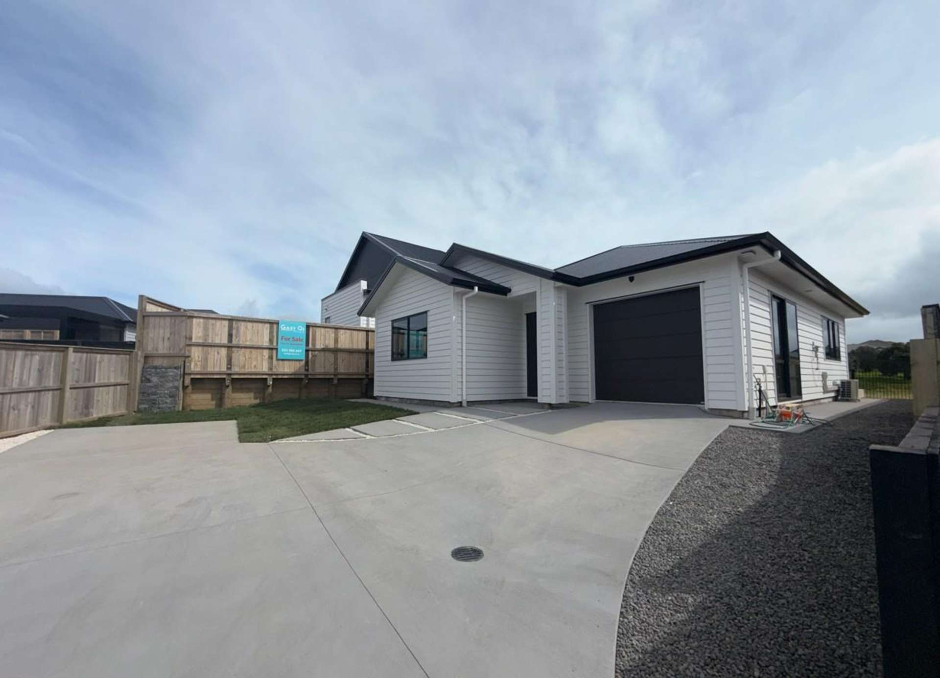 50 Whakairio Crescent Gulf Harbour_0
