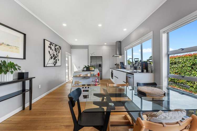 79 Hobsonville Road West Harbour_9