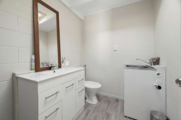 1-6, 144 Malfroy Road Victoria_16