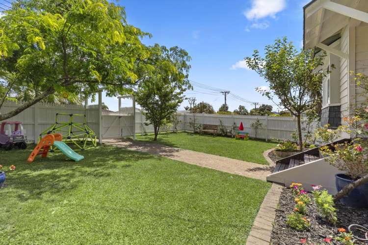 13 Aramoana Avenue Devonport_2