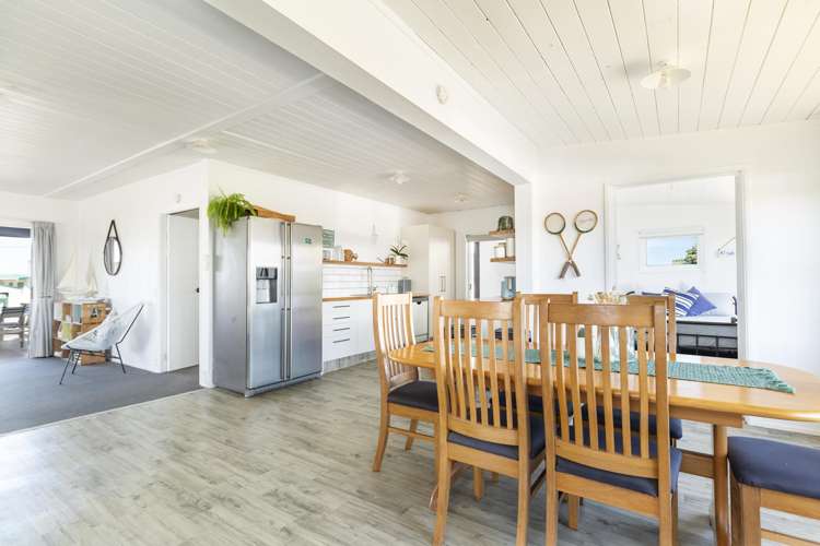 518 Pukehina Parade Pukehina_12