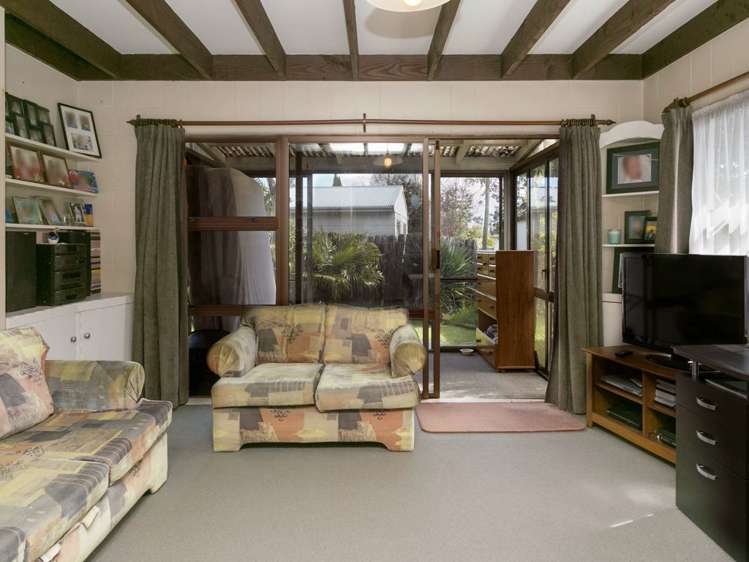 17 Tawa Street Hilltop_6