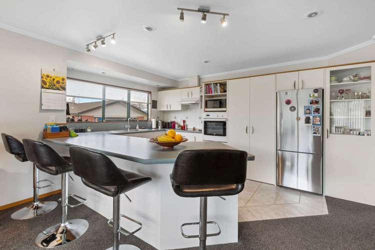 8 Hoyte Place Pukehangi_10