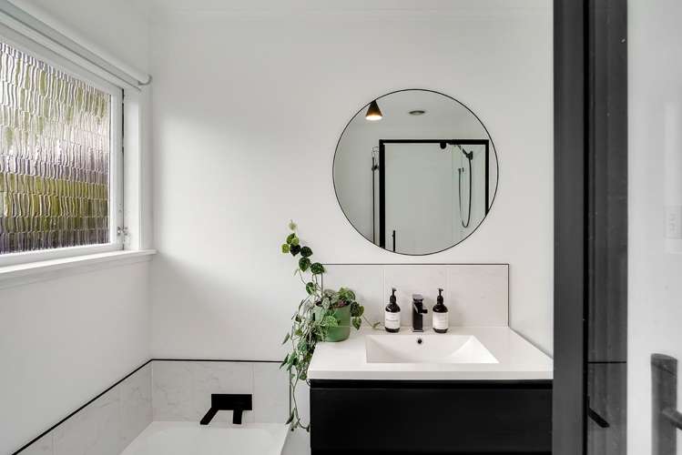 9 Madison Place Dinsdale_13