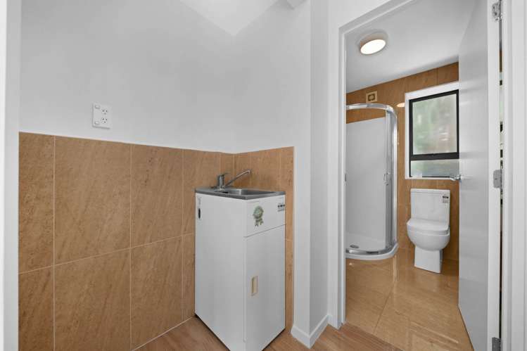 263 Golf Road Titirangi_36