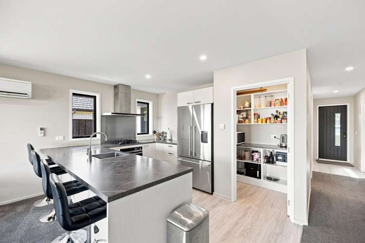 4 Hollows Lane Rolleston_4