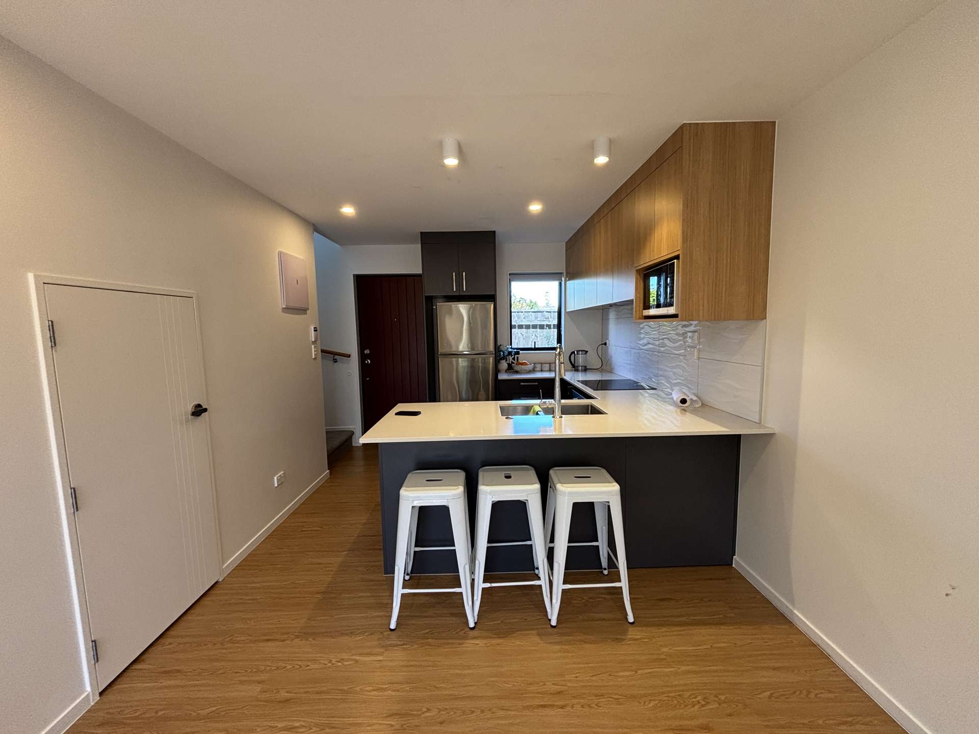 6/17 Rewarewa Road Te Atatu Peninsula_0