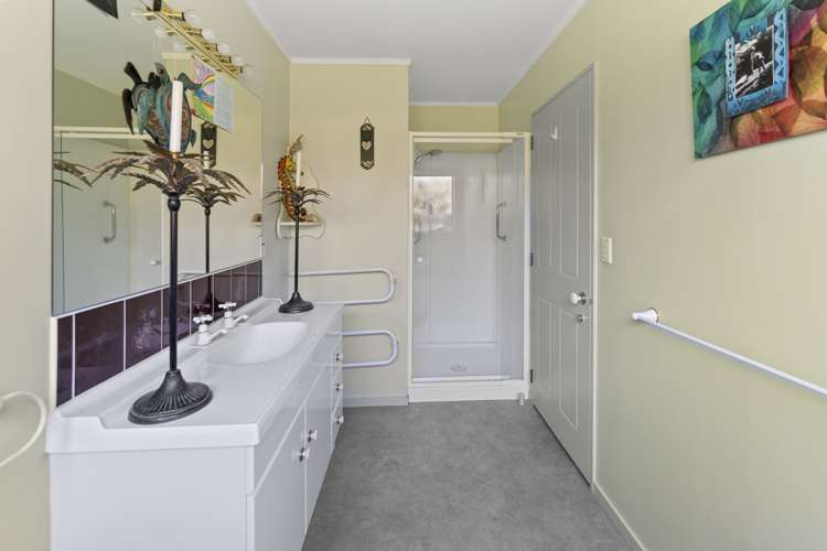 7 Pepper Tree Way The Wood_15