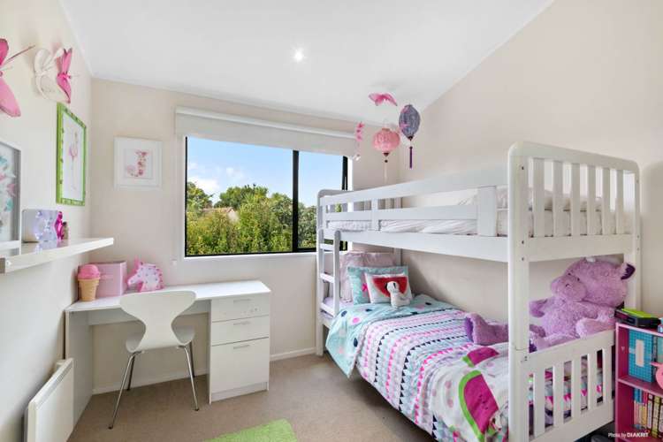 2/498 Beach Road Murrays Bay_10