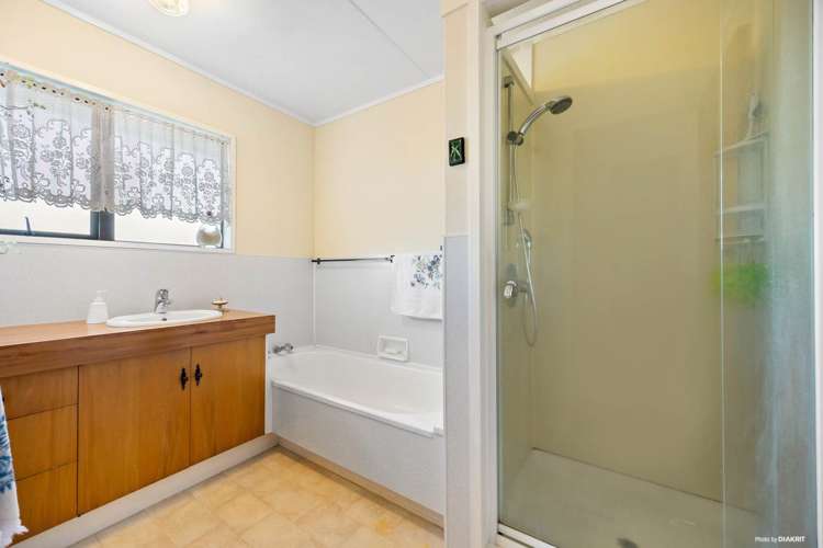 8 Heron Place Waiuku_16