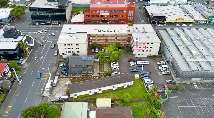 2P/94 Dominion Road Mt Eden_15