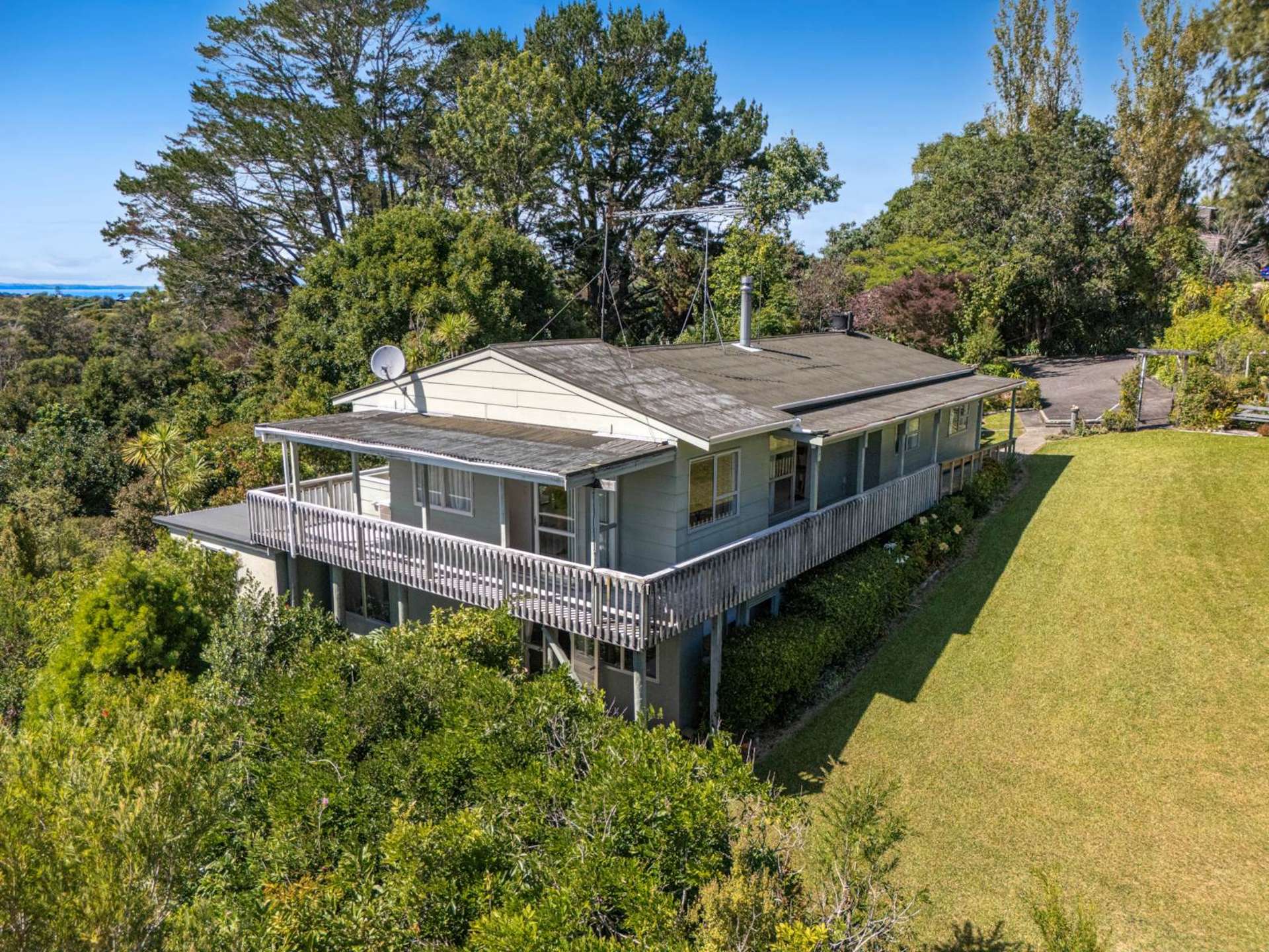 1125 Whangaparaoa Road Tindalls Beach_0