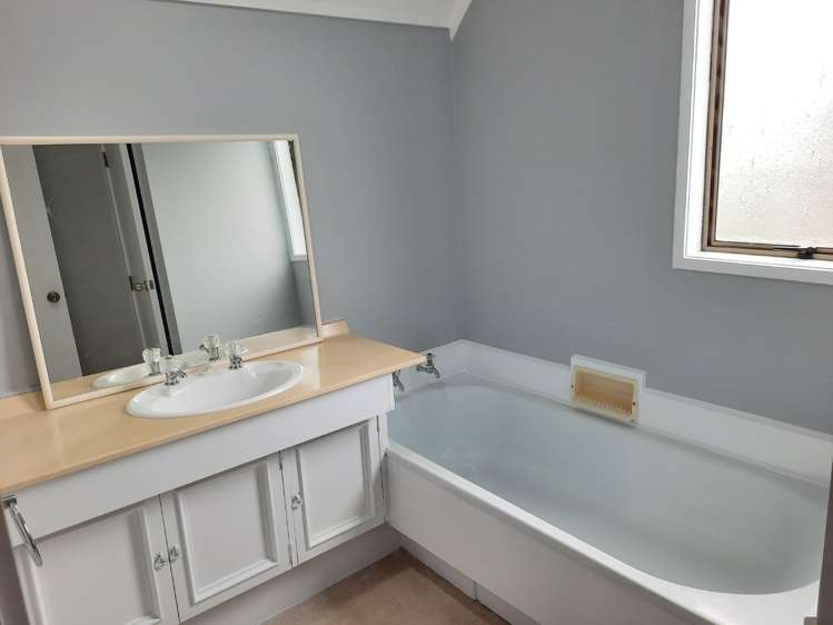 2 Springwood Place 1728_12