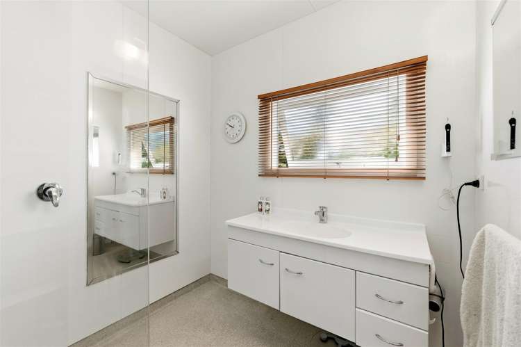 5 Edinburgh Street Takaka_8